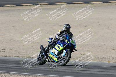 media/Oct-30-2025-Racers Edge (Thu) [[dabbdaf680]]/3-B Group/Session 2 (Bowl Exit)/